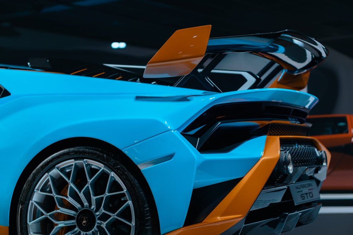 Formatki folii PPF – skuteczna ochrona newralgicznych miejsc